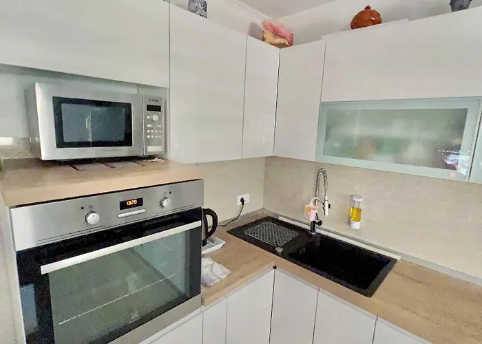 Jelena 3 * Zvekovica