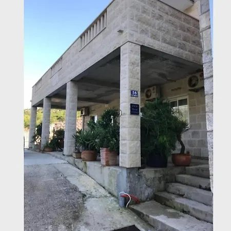 Jelena 3 Zvekovica