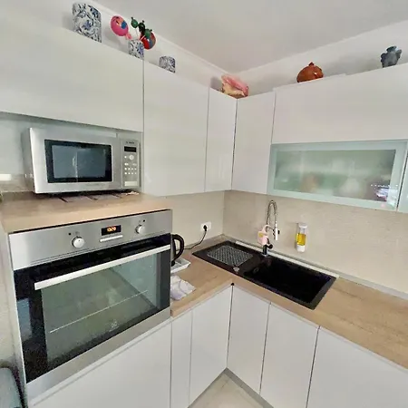 Jelena 3 * Zvekovica